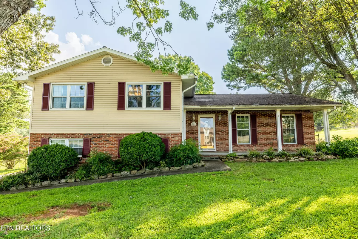 Knoxville, TN 37938,7521 Popen DR