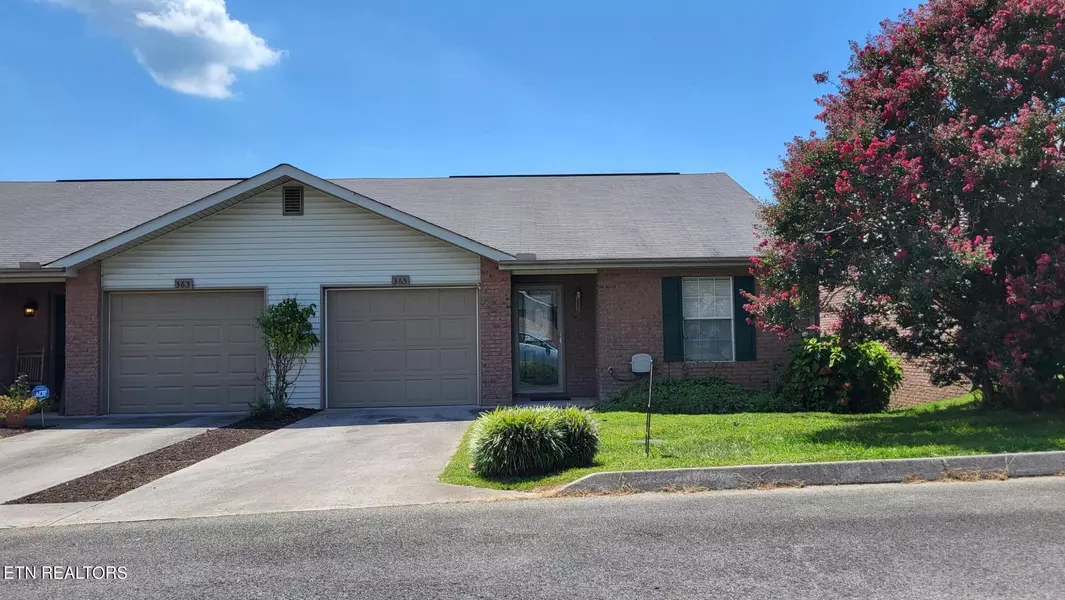 365 Hawthorne Oaks WAY, Powell, TN 37849