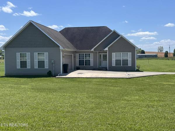 963 Oakland Rd,  Sweetwater,  TN 37874