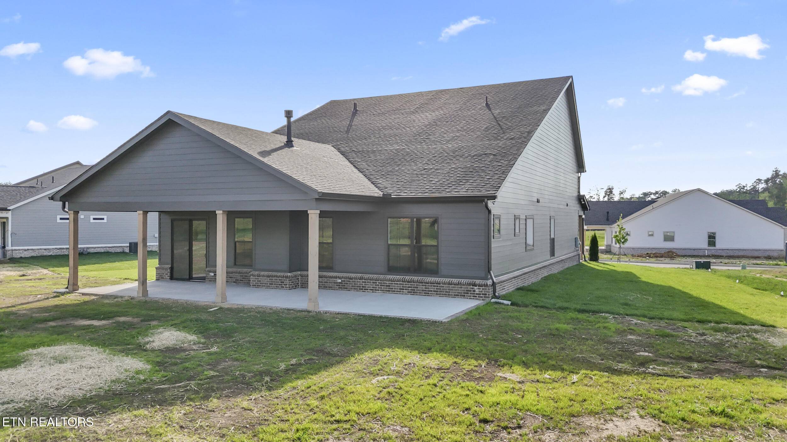 Lenoir City, TN 37772,326 Poppy PL