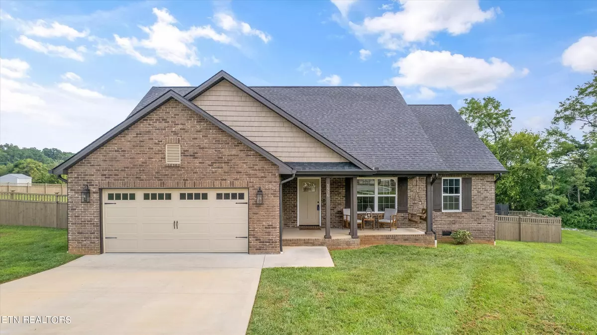 Maryville, TN 37801,5936 Chester LN