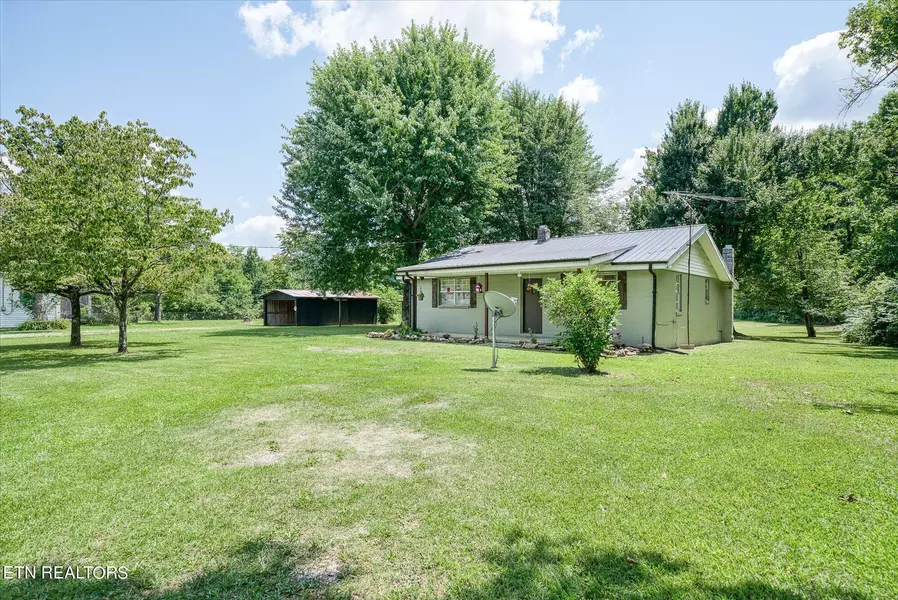 150 Fisk Rd, Livingston, TN 38570