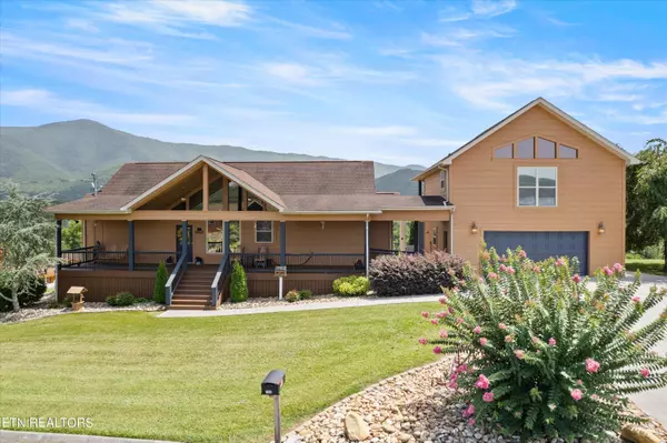 3130 JH Headrick DR, Sevierville, TN 37862