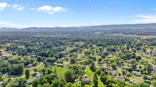 Maryville, TN 37803,2309 Shawn DR