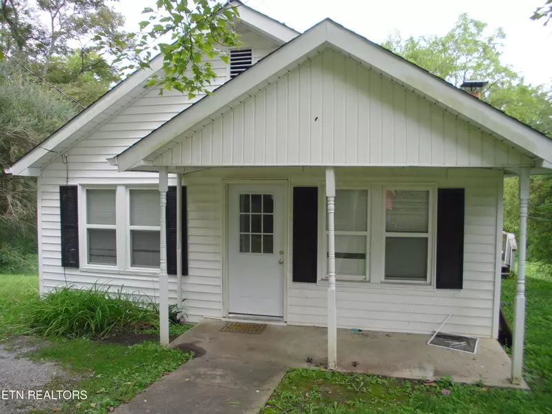 214 Garrett St, Jamestown, TN 38556