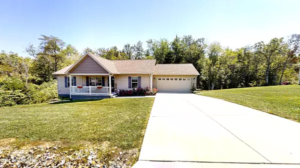 81 Farmington LN, Crossville, TN 38555