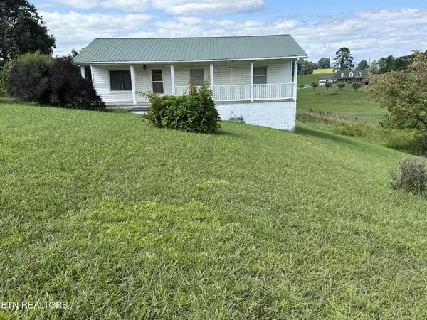 Jonesville, VA 24263,182 Lilac LN