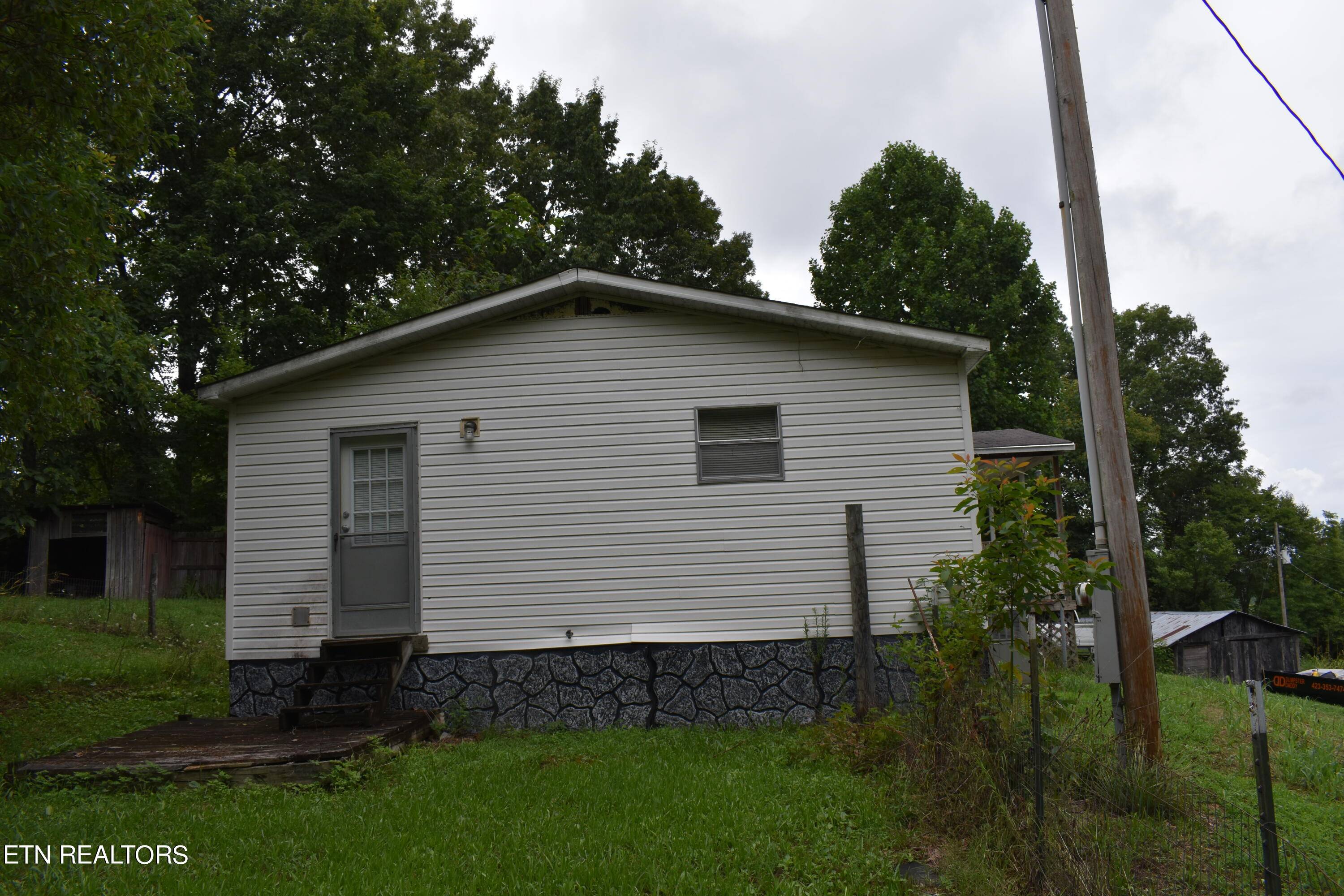New Tazewell, TN 37825,687 Cupp Ridge Rd