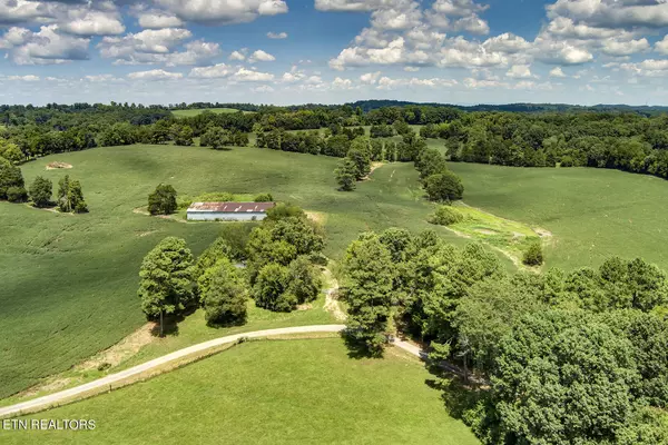 275 County Road 323, Sweetwater, TN 37874