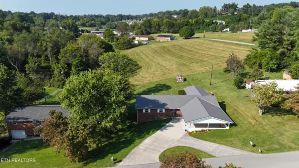 Tazewell, TN 37879,2022 Rose DR