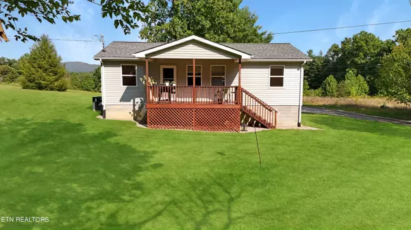 162 Walker Rd, Sunbright, TN 37872