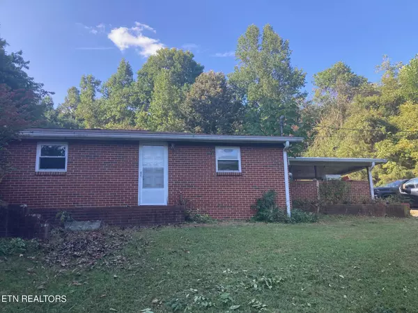 185 Blacks Ferry Rd, Knoxville, TN 37931