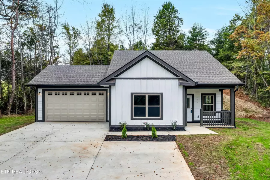 794 Kodak Rd, Kodak, TN 37764