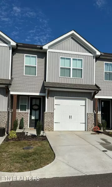 375 Harper Village WAY, Lenoir City, TN 37771