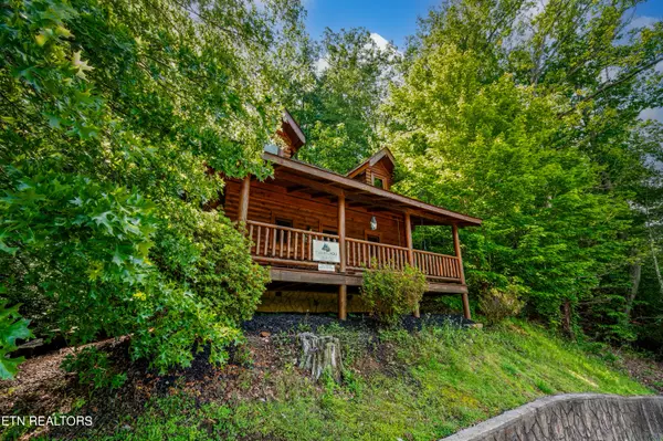 3225 Smoky Ridge WAY, Sevierville, TN 37862