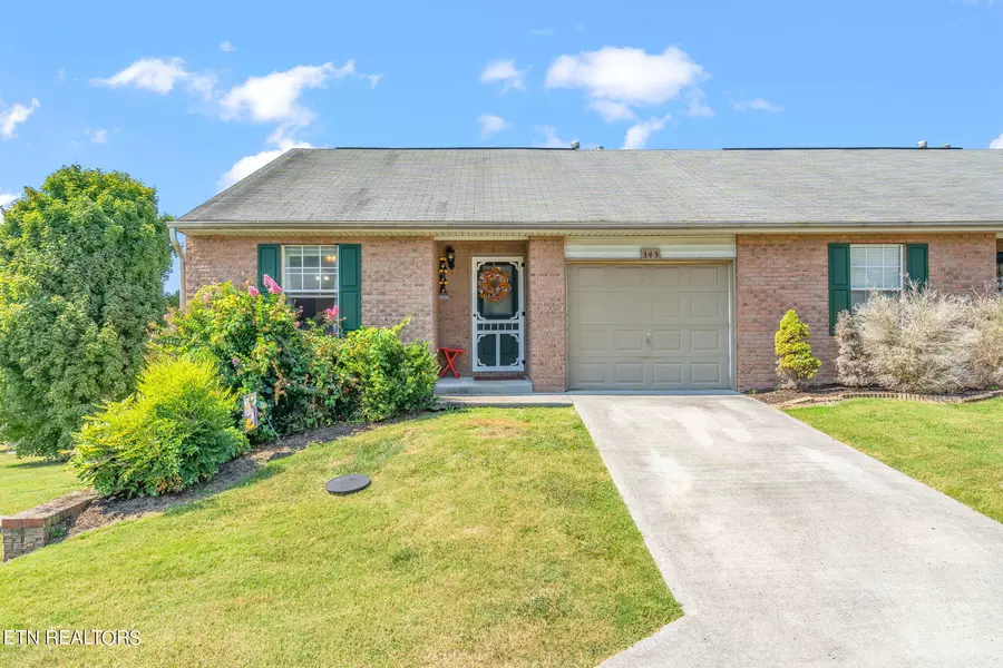 345 Hawthorne Oaks WAY, Powell, TN 37849