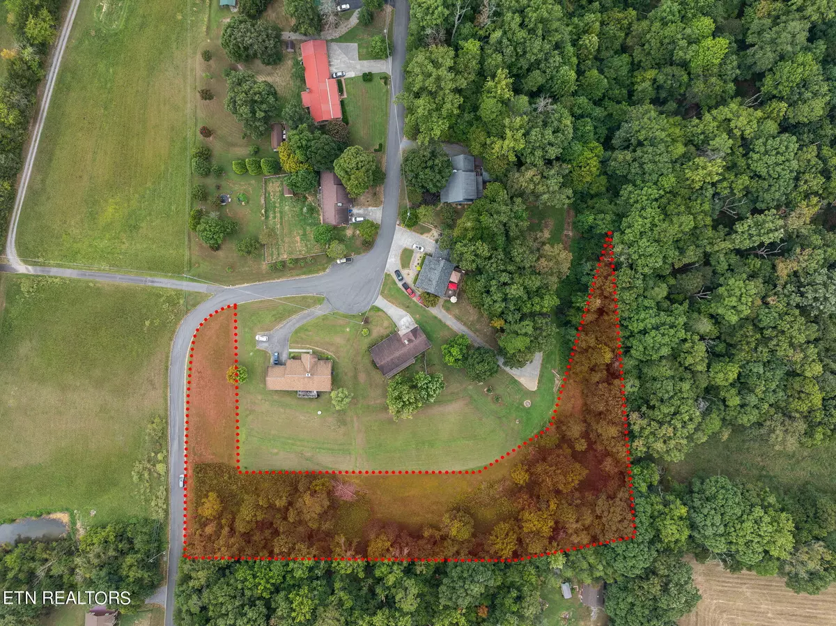 Sevierville, TN 37876,0000 Amanda LN