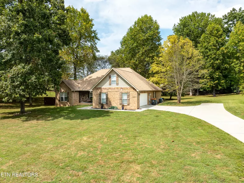 1241 Houston Springs Rd, Greenback, TN 37742