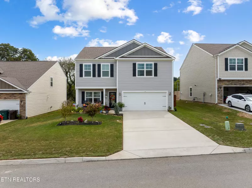 2063 Hampton Place CIR, Loudon, TN 37774