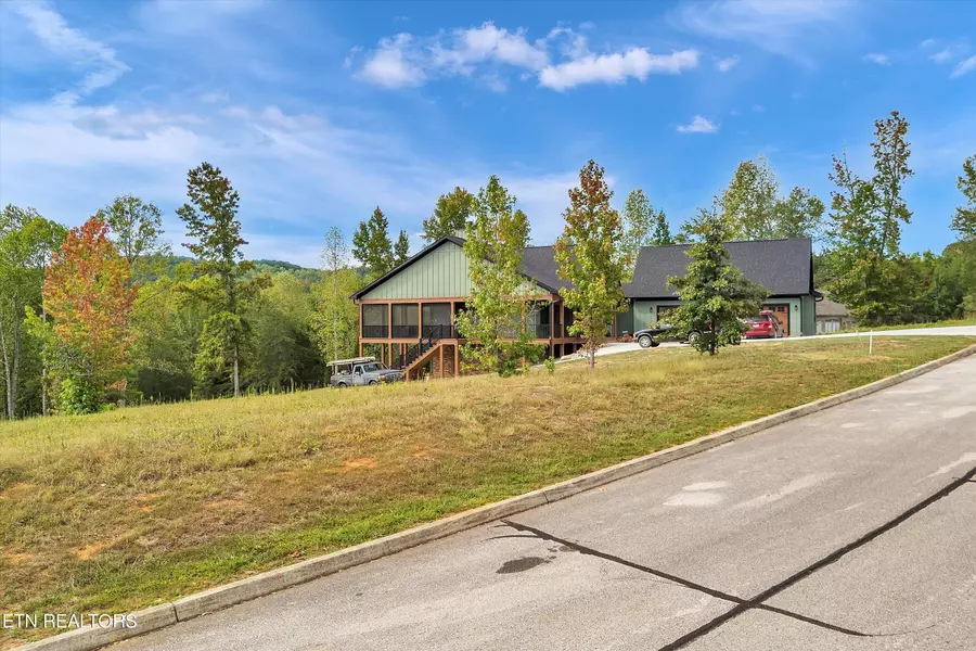 108 Blue Heron Bluff, Harriman, TN 37748