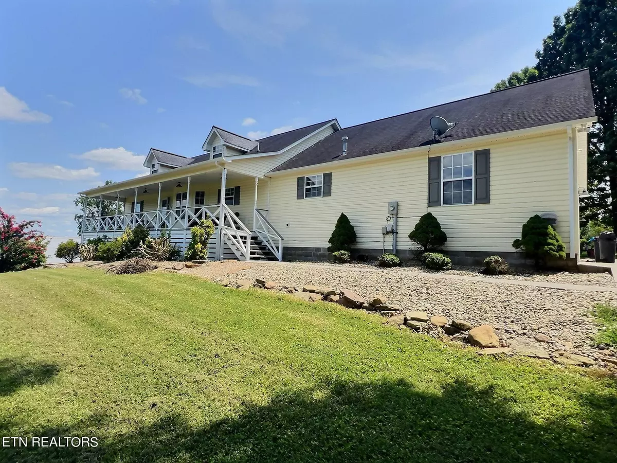 Lafollette, TN 37766,435 Davis Chapel Rd