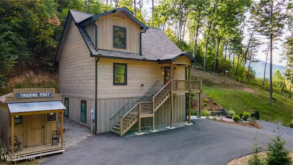 1945 Little Cove Rd, Sevierville, TN 37862