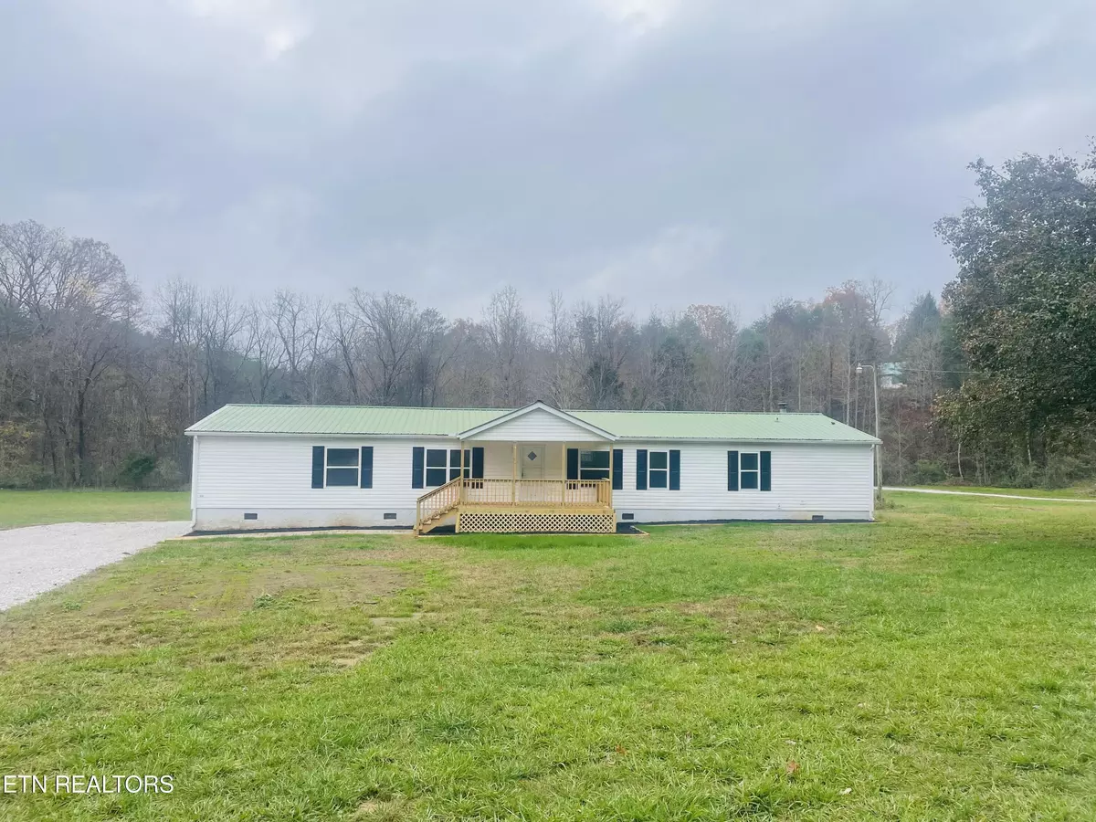 Tellico Plains, TN 37385,231 Baker Farm Rd