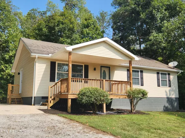 102 First St, Rockwood, TN 37854