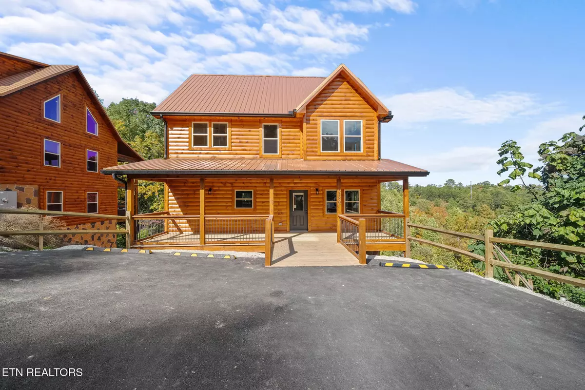 Sevierville, TN 37862,3280 Pine Peak WAY