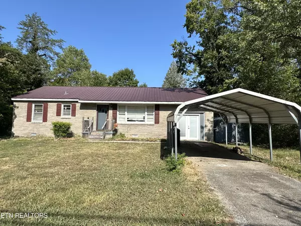 415 Ridgecrest DR, Kingston, TN 37763