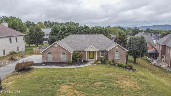 5809 Attleboro DR, Powell, TN 37849