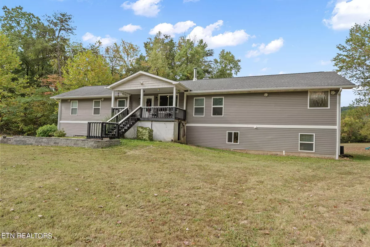 Rocky Top, TN 37769,161 Mountain View DR