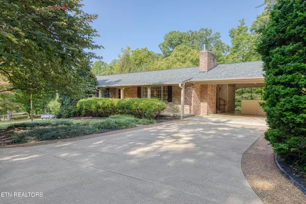 213 Beechwood DR, Knoxville, TN 37920