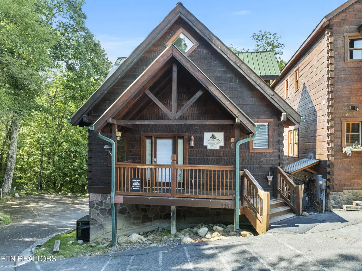 Gatlinburg, TN 37738,1251 Bear Cub WAY