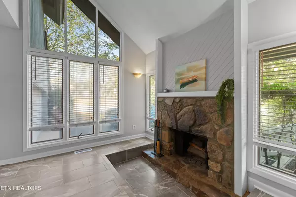 Johnson City, TN 37604,719 Judith DR