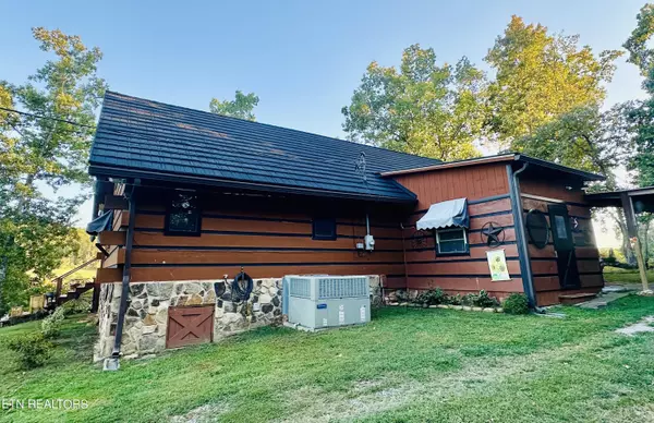 Tellico Plains, TN 37385,116 Charlie Rd