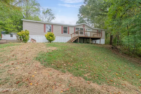 220 Coalfield Camp Rd, Oliver Springs, TN 37840