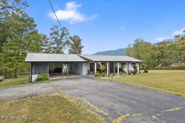 Lafollette, TN 37766,217 Cross Valley Rd