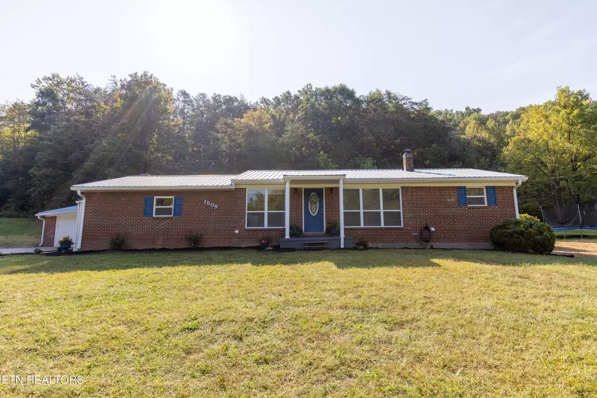 Maynardville, TN 37807,1509 Little Valley Rd