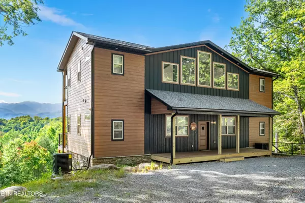 2636 Grassy Branch LOOP, Sevierville, TN 37876