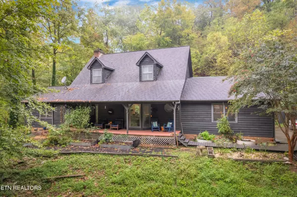 7229 Cooks Hollow Rd, Maryville, TN 37801