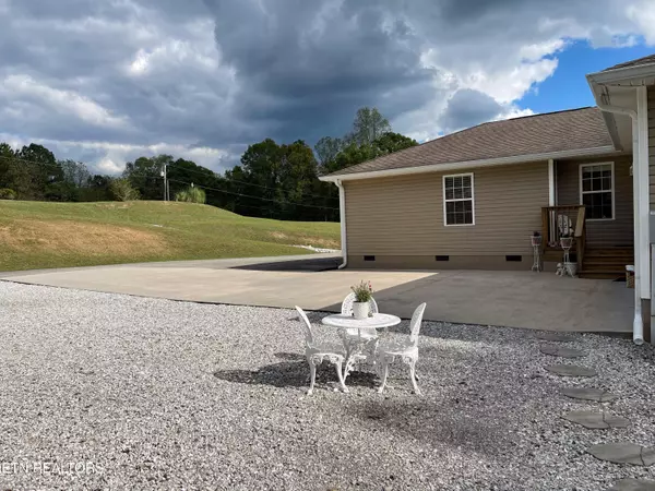 Oliver Springs, TN 37840,457 Shady Rd