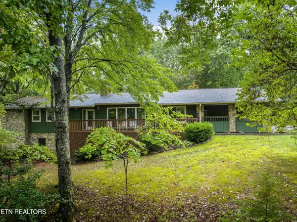 4357 Boogertown Rd, Sevierville, TN 37876