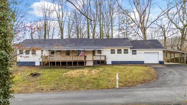 231 Donald LN, Clinton, TN 37716