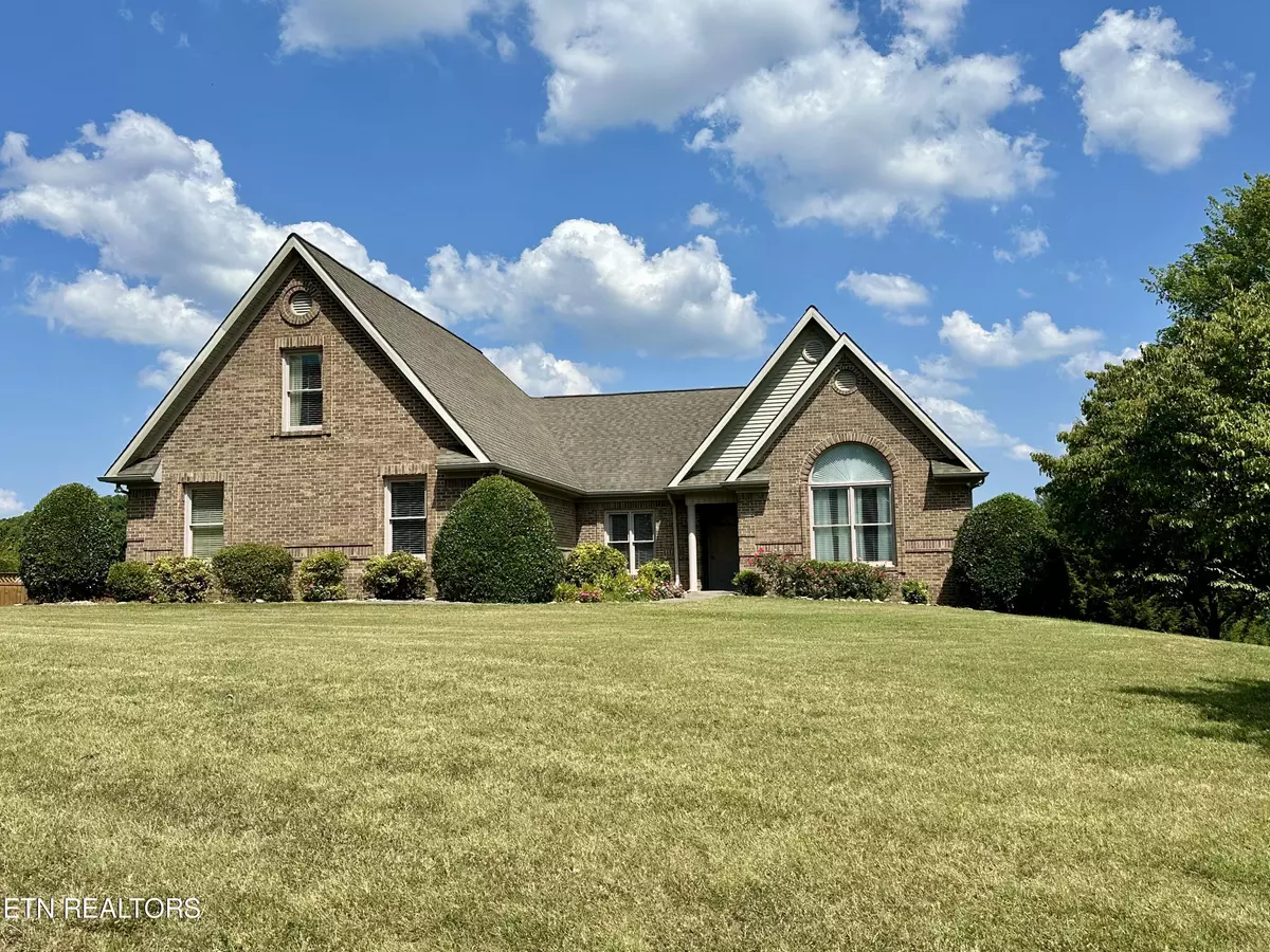 Lenoir City, TN 37772,100 Hirst CIR