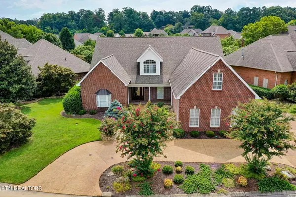 294 Savannah Park DR, Maryville, TN 37803