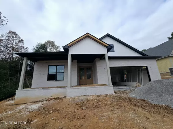 106 Ootsima WAY, Loudon, TN 37774