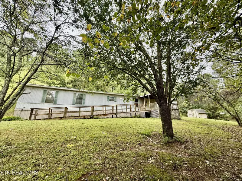 3905 New Corinth Rd, Blaine, TN 37709