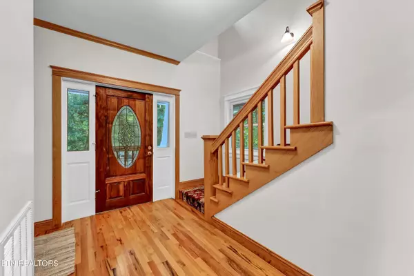 Norris, TN 37828,64 Chestnut DR