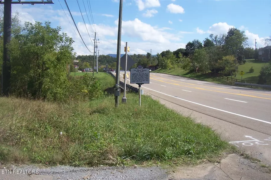 Lot 2R-1 Chapman Highway, Seymour, TN 37865